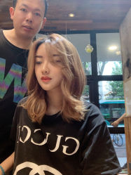 -PE SALON