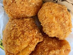 蟹黄风味酥松小贝-鲍师傅糕点(大沽南路店)