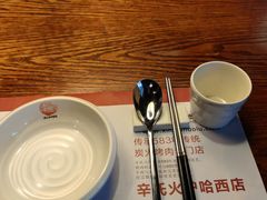 餐具摆设-辛氏火炉·韩式古法烤肉(松北店)