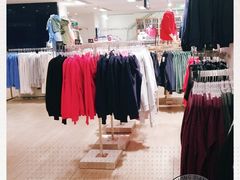 -GAP(厦门加州商业广场店)