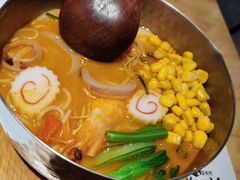 冬阴功大虾线食-火山屋台(新街口创始店)