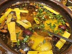 养生土鸡煲-東大方(安吉灵芝店)