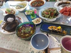 -忘忧草融合私房菜(红鼎国际店)