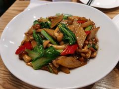 滑子蘑炒小白菜-金海湾海鲜总店