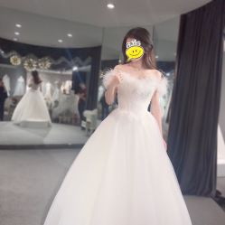 点击看大图 -艾米丽婚纱礼服