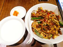 生爆牛肉面-寻裕记·现炒浇头面(人民广场店)