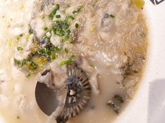 -严记小天府酸菜鱼(西四路店)