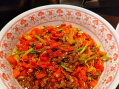小炒黄牛肉-丽华园·武汉地标楚菜餐厅(青山江滩店)
