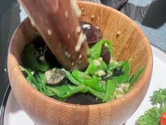 -双湖园·地标武汉菜(黄鹤楼解放路店)