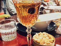 -毛毛虫酒吧