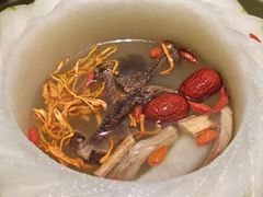 -得意咚瓜·顺德鱼生·冬瓜火锅(深圳首店)