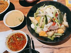 -万记麻辣烫国展总店