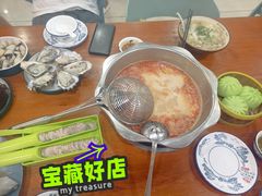 -老何家后安粉·糟粕醋海鲜火锅(三亚湾椰梦长廊店)