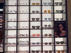 -LensCrafters亮视点(东方新天地店)