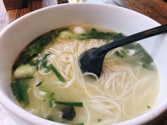 秀才米线-茶花妹子云南餐厅(北大店)