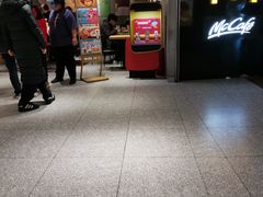 -麦当劳(中山公园龙之梦店)