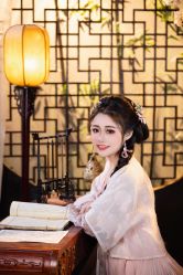 -九月鹰飞汉服摄影工作室