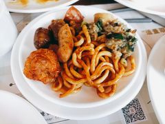 -荣誉国际酒店-云顶旋转餐厅