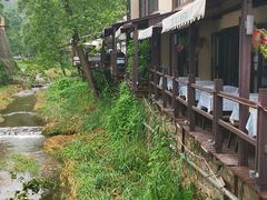 -Local泰莲庭(虹鳟鱼店)