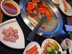 -周师兄大刀腰片火锅(解放碑总店)