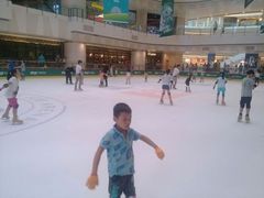 android_upload_pic-冰纷万象滑冰场(二七万象城店)