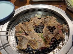 -明洞阿姨·韩式酱蟹烤肉·创意料理(三元桥店)