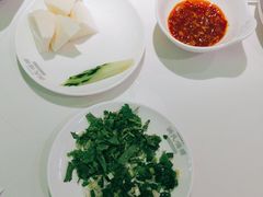 -洪氏嗨捞·广东猪肚鸡·椰子鸡火锅(西咸万象城店)