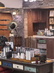 -BarberKiNG男士理发馆Barbershop