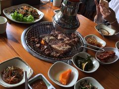 -牛信亭韩国料理·炭火烤肉(紫藤路店)