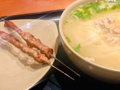 -亮亮面馆(经六路店)