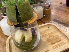 -FLOVIE FLORIST CAFE