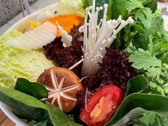 缤纷蔬菜全家福-左庭右院鲜牛肉火锅(京西大悦城店)