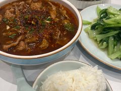 -犇逸·乐山跷脚牛肉·四川现炒(览海店)