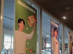 -麦当劳(轻轨曹杨路店)