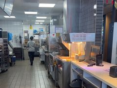 -麦当劳(三亚凤凰机场店)