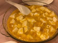 咸蛋黄虾仁豆腐-玲珑餐厅(陕西南路店)