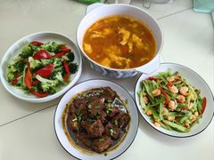 -葱妈母婴医护月嫂中心(浦东店)