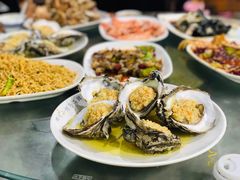 生蚝-四川小胡子海鲜(丁村万人海鲜广场店)