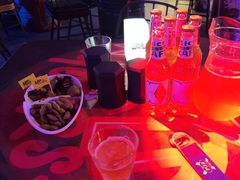 -UP嘻哈酒吧(粉巢店)