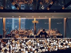一进门看到这个吧台-广州四季酒店