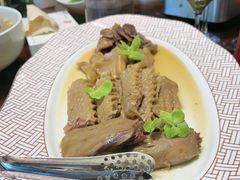 -老铺人家酒店(紫荆名流店)