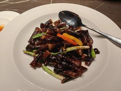 -海派悦庭·海胆烧麦·新融合菜(凯德广场店)