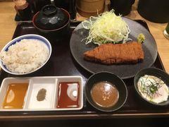 -牛カツ京都勝牛(河原町蛸薬師店)