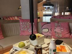 -涨巢·潮玩水疗局