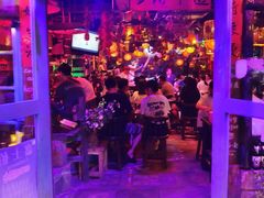 -喜鹊音乐酒馆(西街店)