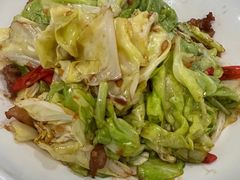-湖南人家湘菜馆(镇江路店)