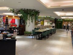 -亮马河饭店翠雅咖啡厅