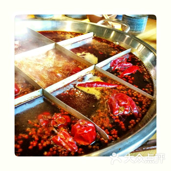 憨小熊机器人主题老火锅(龙湖直营店)图片 - 第3张