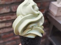 冰激凌-马路牙子烧烤音乐酒馆(望京店)