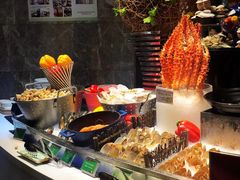 -亚洲国际大酒店·云顶阁旋转自助餐厅